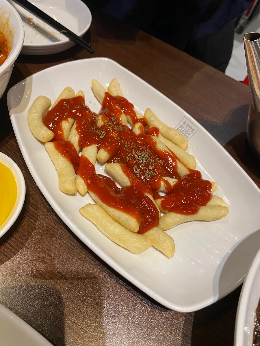 crispy rice cake 떡꼬치 辣年糕串, KIM'S NOODLE Steeles
